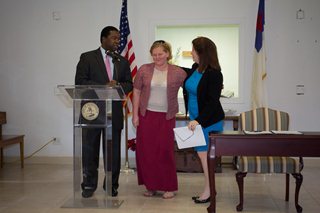 Photo of Councilwoman Lori Boyer with Mayor Alvin Brown and Mayoral staffer Teresa Eichner.
